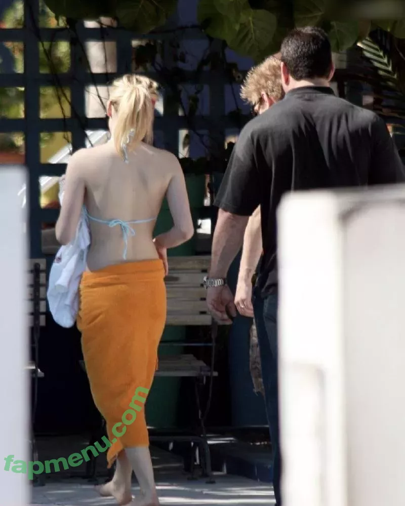 Avril Lavigne nude photo #0829 (AvrilLavigne)