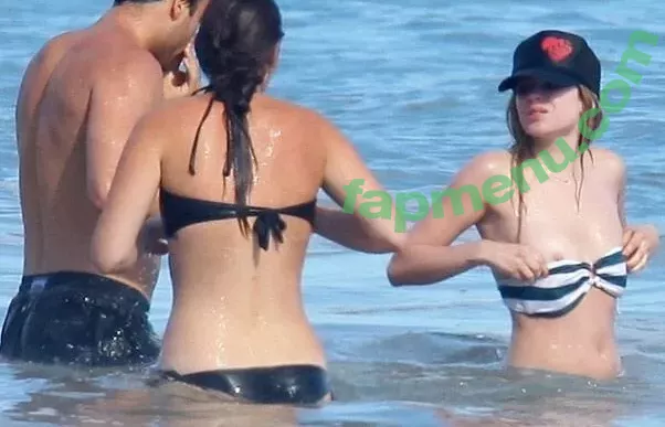 Avril Lavigne nude photo #0866 (AvrilLavigne)