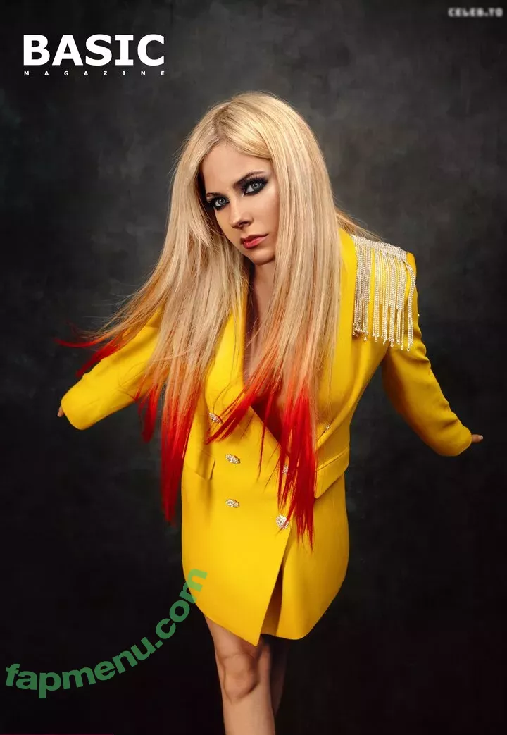 Avril Lavigne nude photo #0902 (AvrilLavigne)