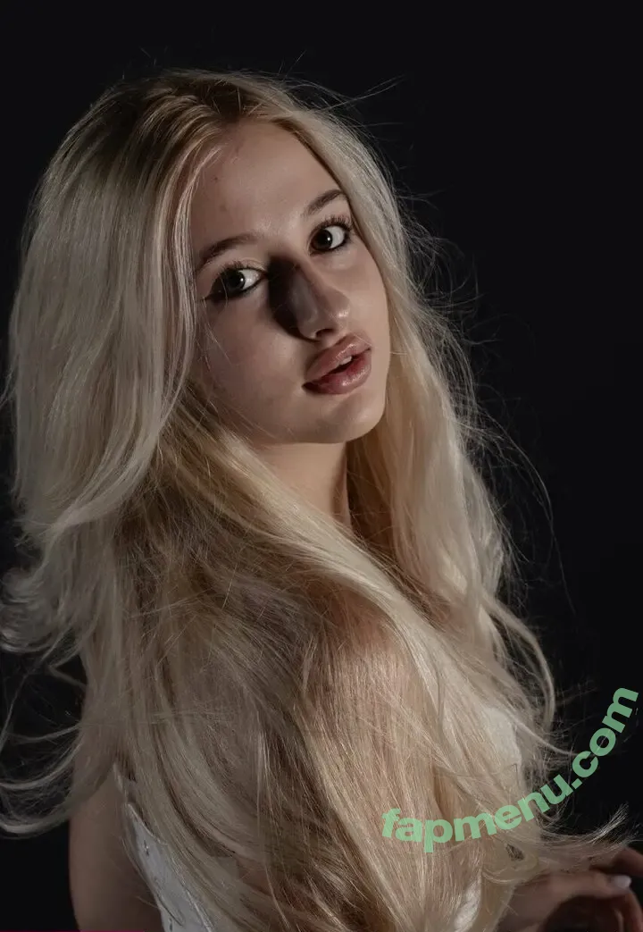 avroralady nude photo #0040 (avroralady)