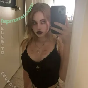 Avrrorka / Avrrorkar / avrora_saska nude photo #0037