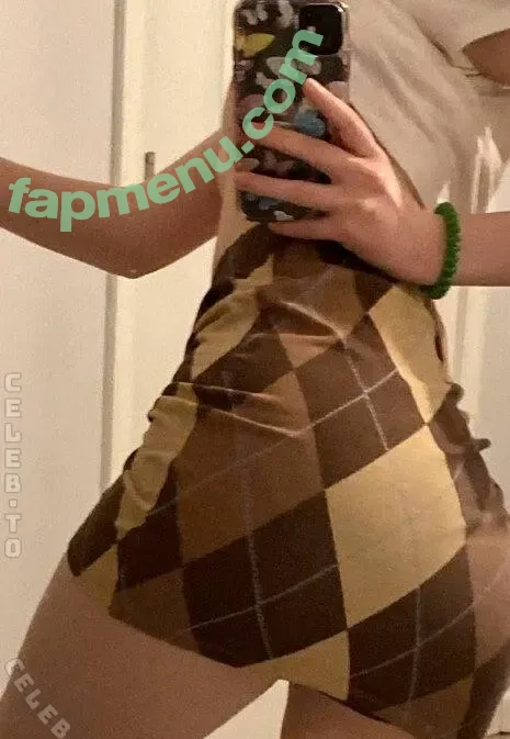 Avrrorka nude photo #0018 (Avrrorkar / avrora_saska)