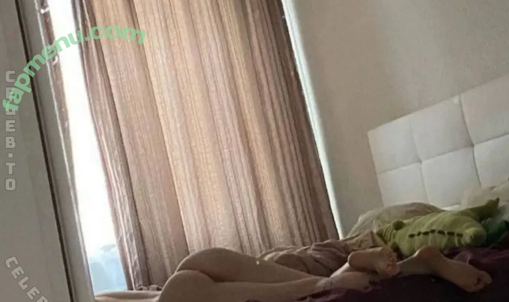 Avrrorka nude photo #0044 (Avrrorkar / avrora_saska)