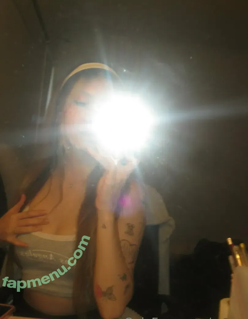 avvee nude photo #0035 (avveeladavis)