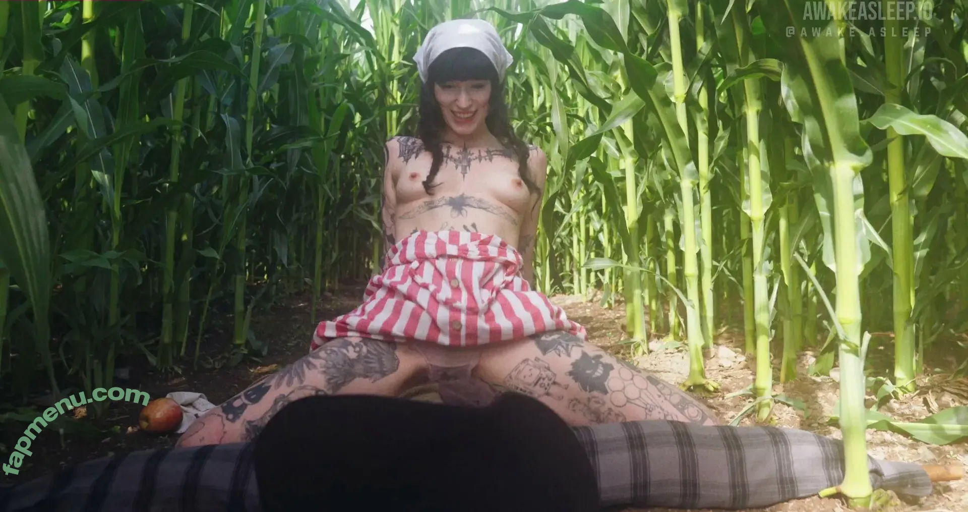 awakeasleep nude photo #0006 (awake.asleep)