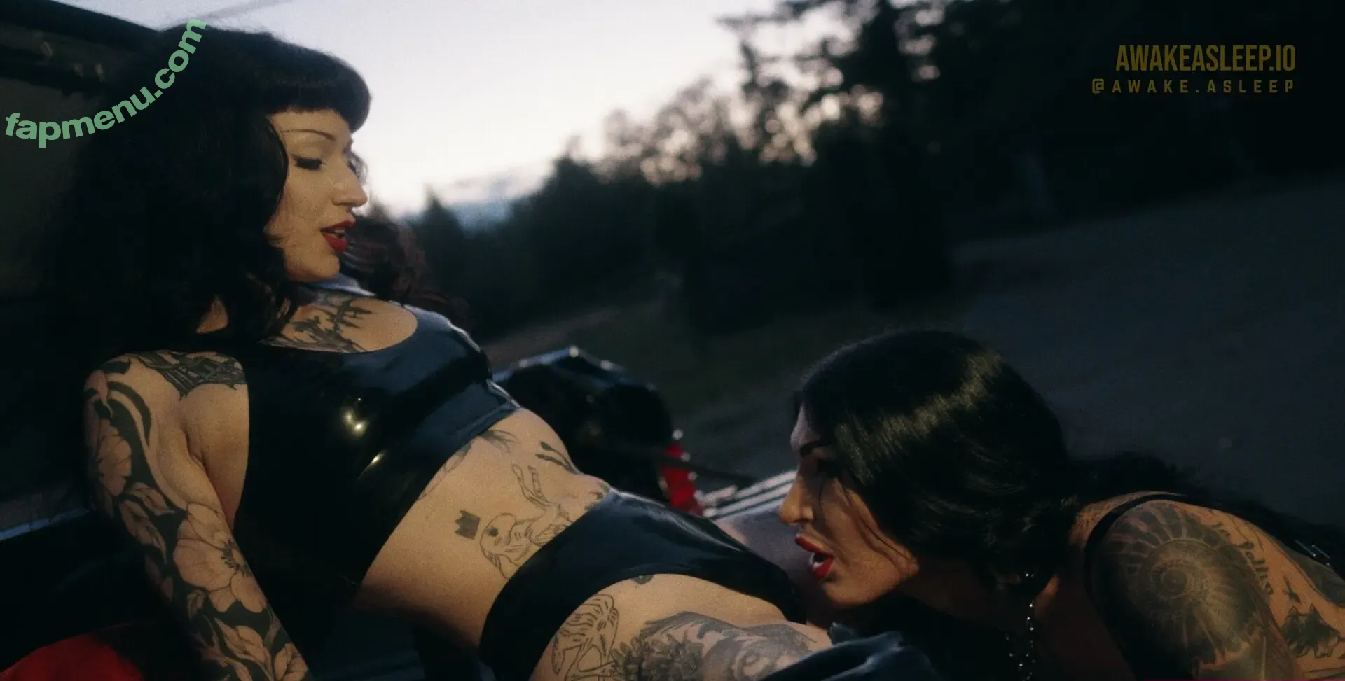 awakeasleep nude photo #0067 (awake.asleep)