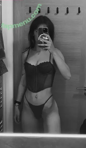 Awannabeyou / lilduval nude photo #0038