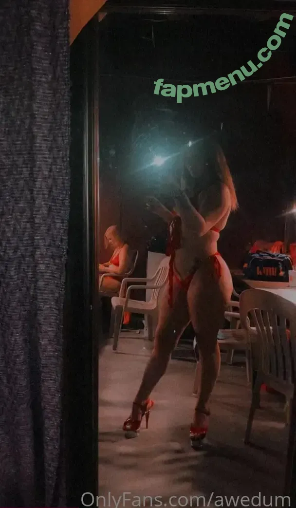 awedum nude photo #0013 (awesumdimsum)