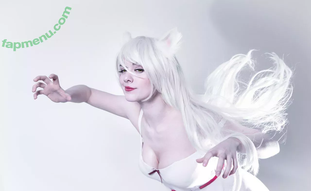 awesomi nude photo #0104 (Omi / Omi_COS / awes_omi)