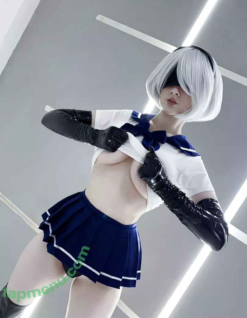 awesomi nude photo #0366 (Omi / Omi_COS / awes_omi)