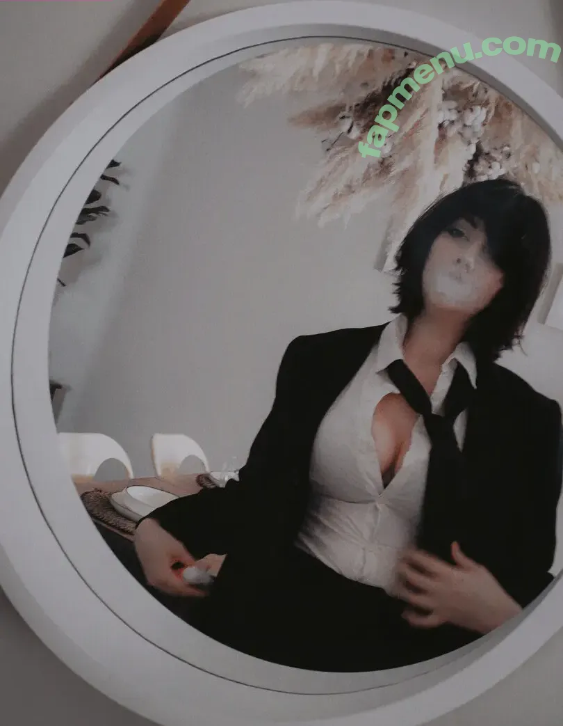 awesomi nude photo #0515 (Omi / Omi_COS / awes_omi)