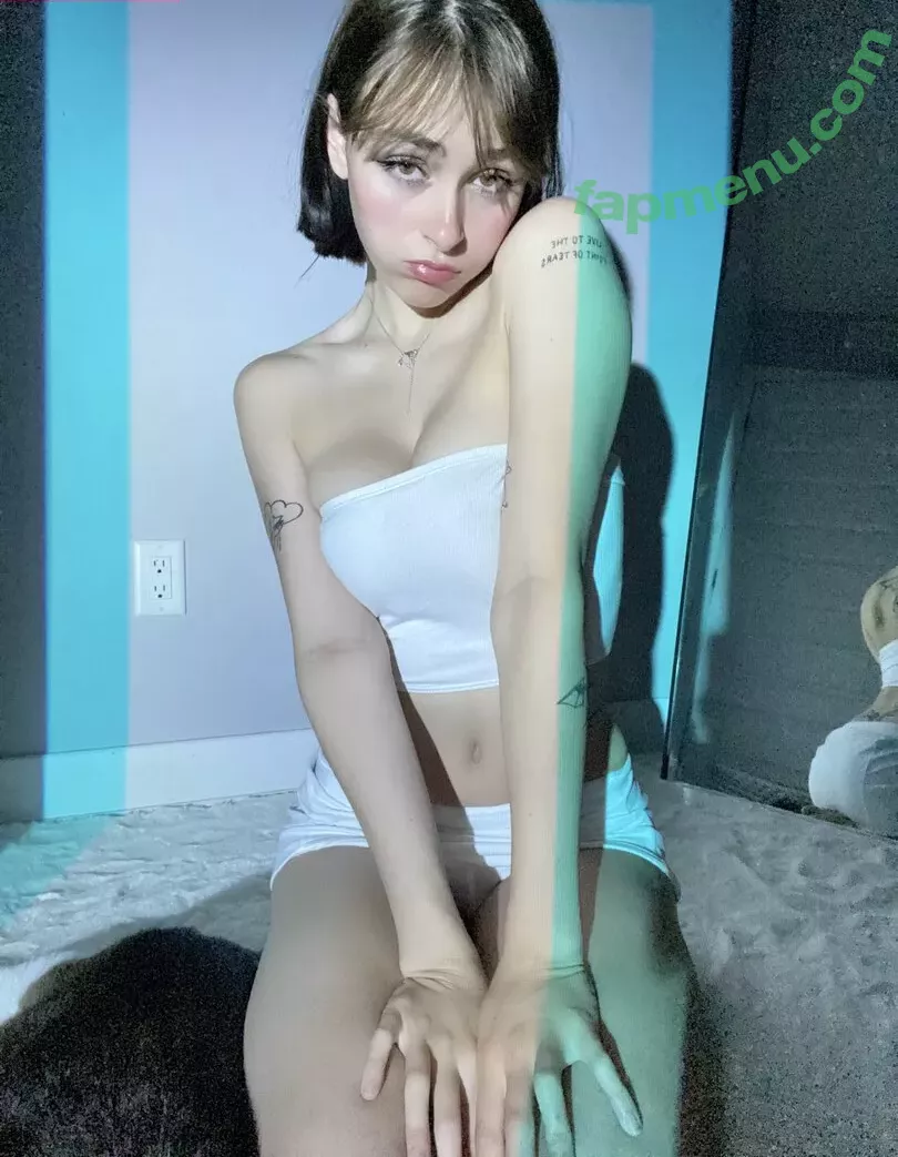 awholelottazozo nude photo #0038 (zozothewoodelf)