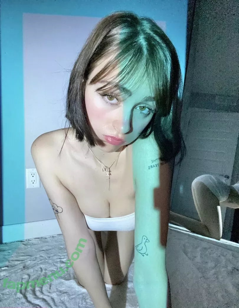 awholelottazozo nude photo #0047 (zozothewoodelf)