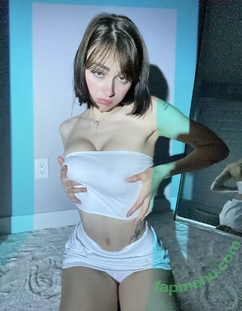 awholelottazozo nude photo #0051 (zozothewoodelf)