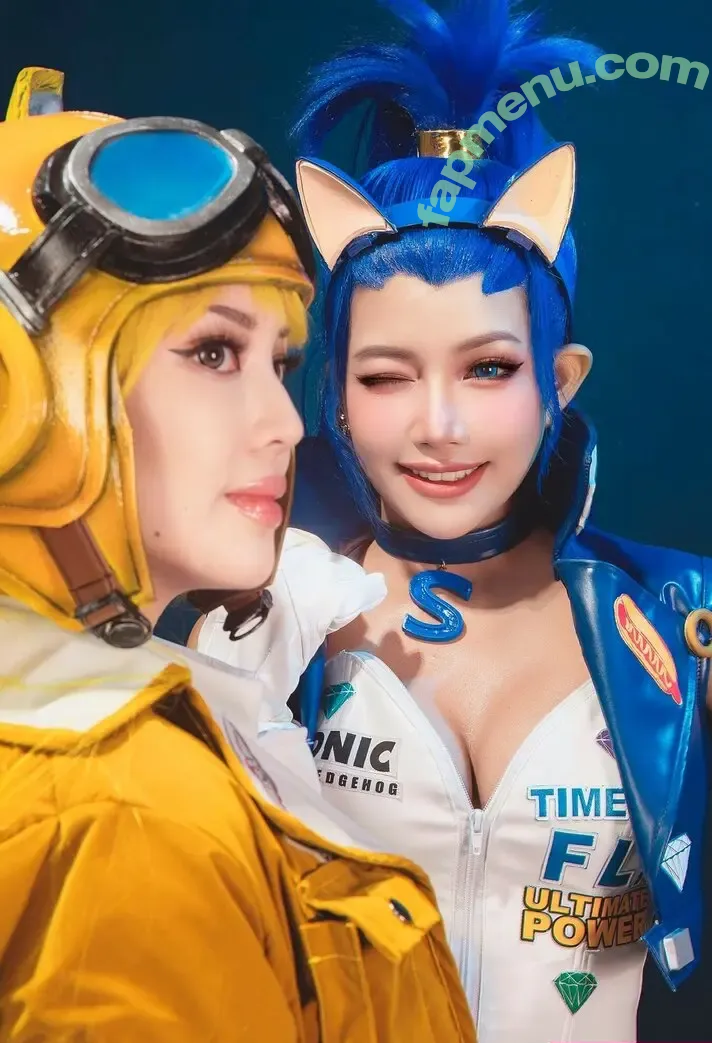 Awie De Guzman nude photo #0019 (awiesome)