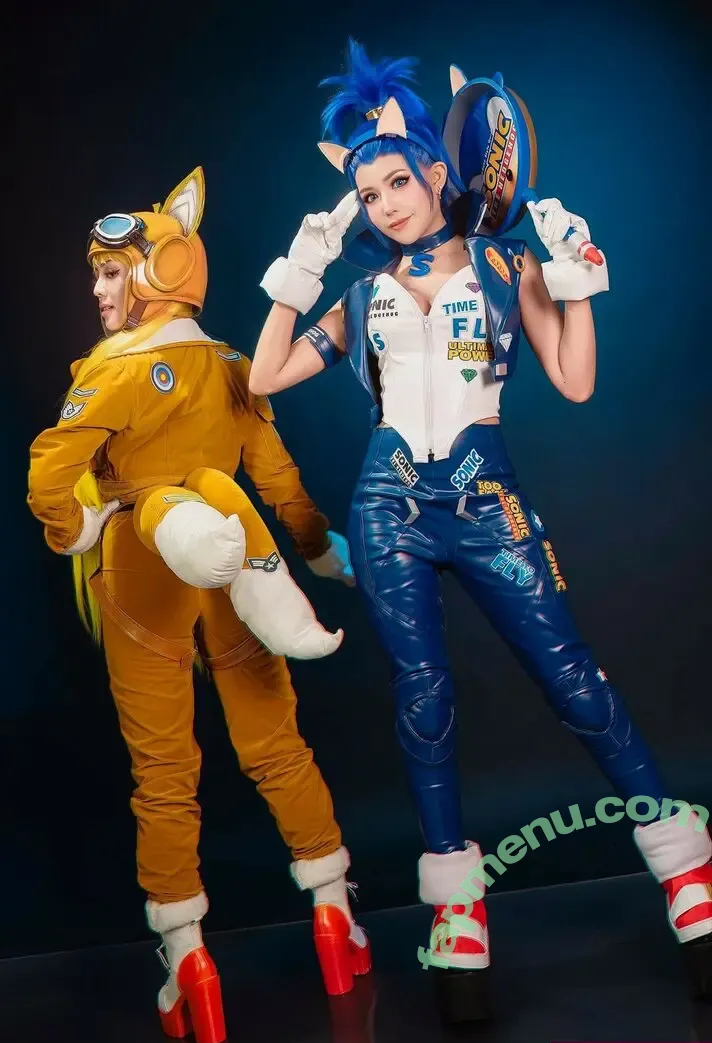 Awie De Guzman nude photo #0021 (awiesome)