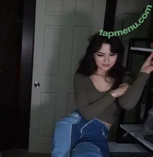 Awkspew_roo2 / lilith zulaykha / omw2fyd nude photo #0159