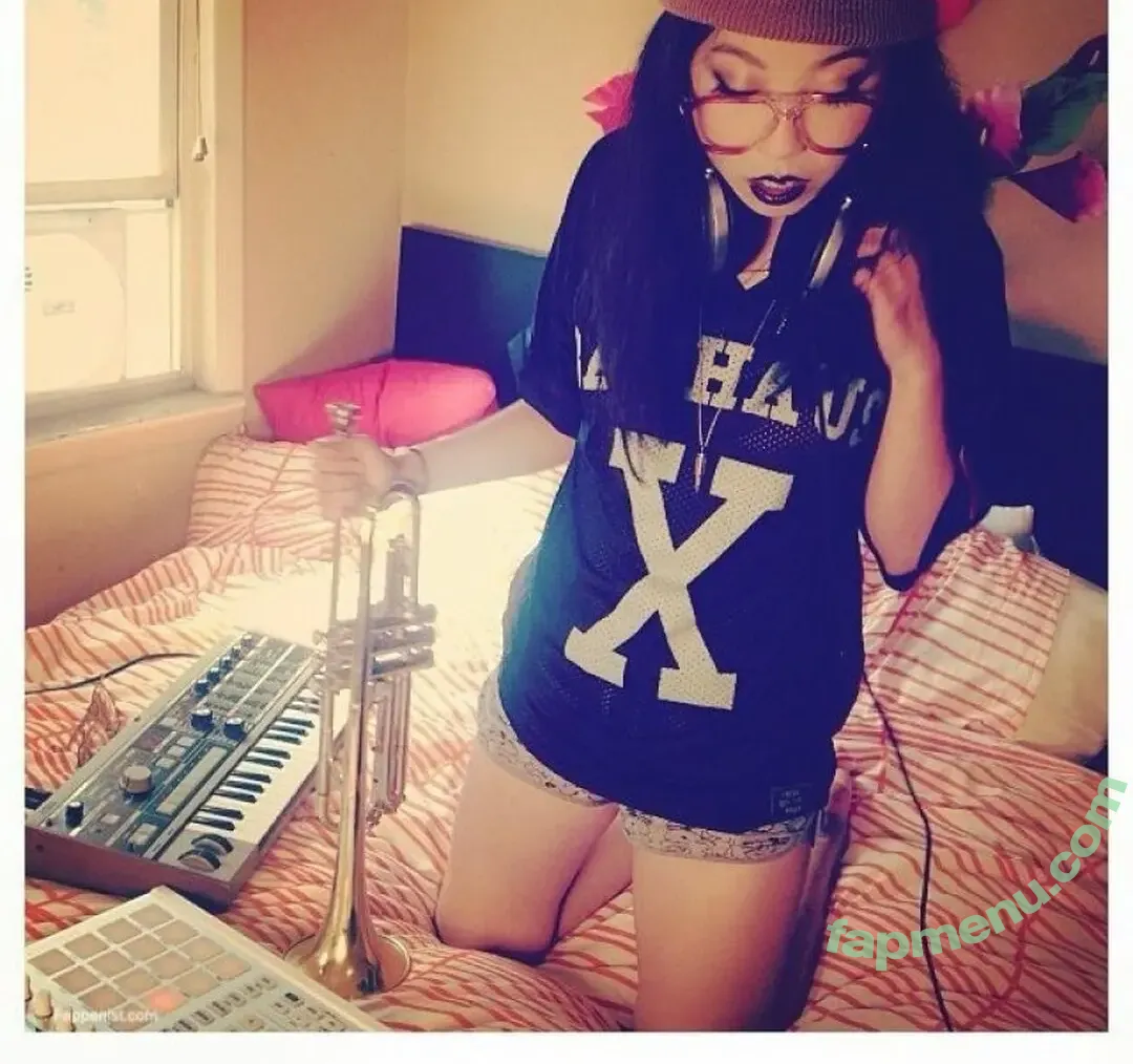 Awkwafina nude photo #0060 (Awkwafina)