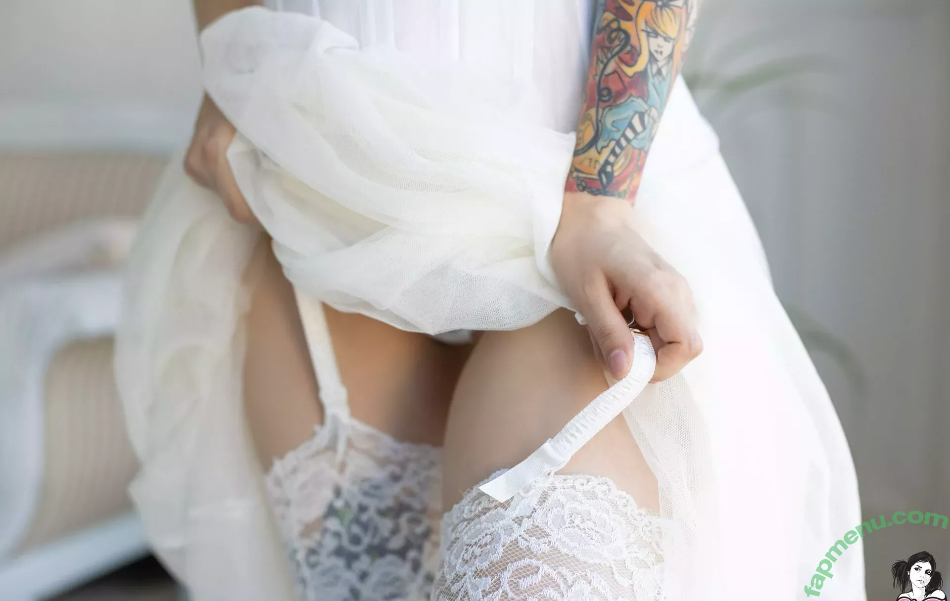 Awondrr nude photo #0029 (Alice Wonder / alicewonder_99 / awondrr_sg)