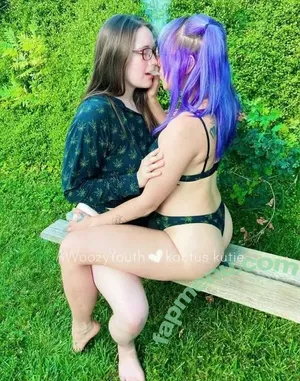 awoozyyouth / AWoozyYouthh nude photo #0081