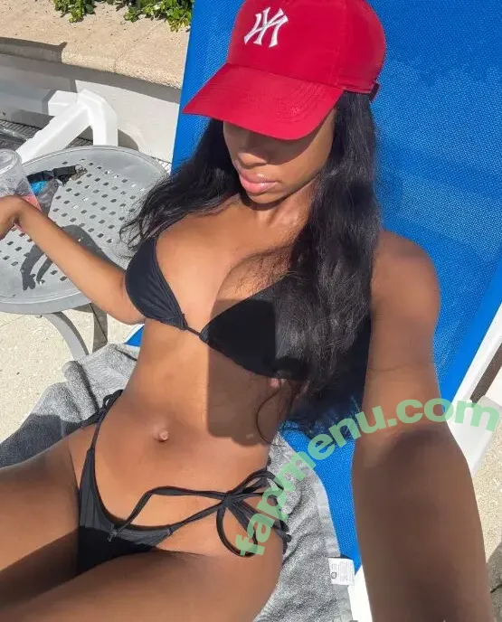 Ayaaannnn nude photo #0005 (ayaaann / ayaaannnn.__)