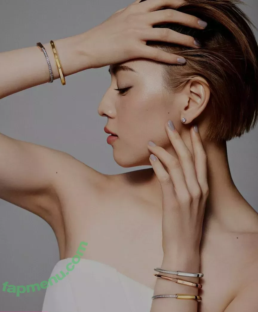 Ayaka Miyoshi nude photo #0028 (miyoshi.aa)