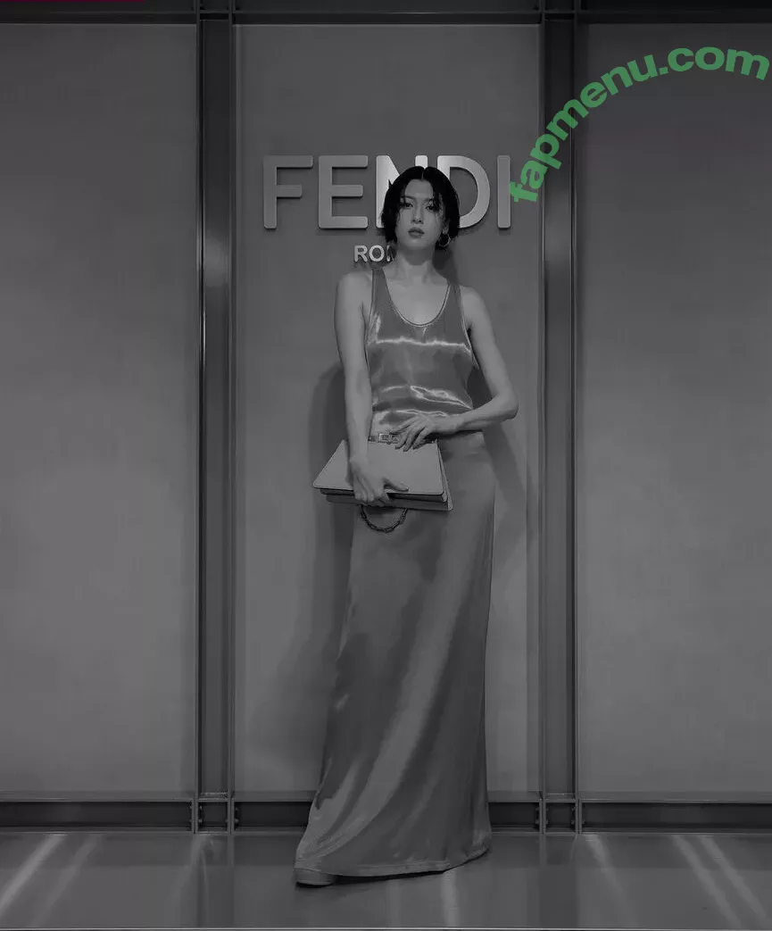 Ayaka Miyoshi nude photo #0036 (miyoshi.aa)