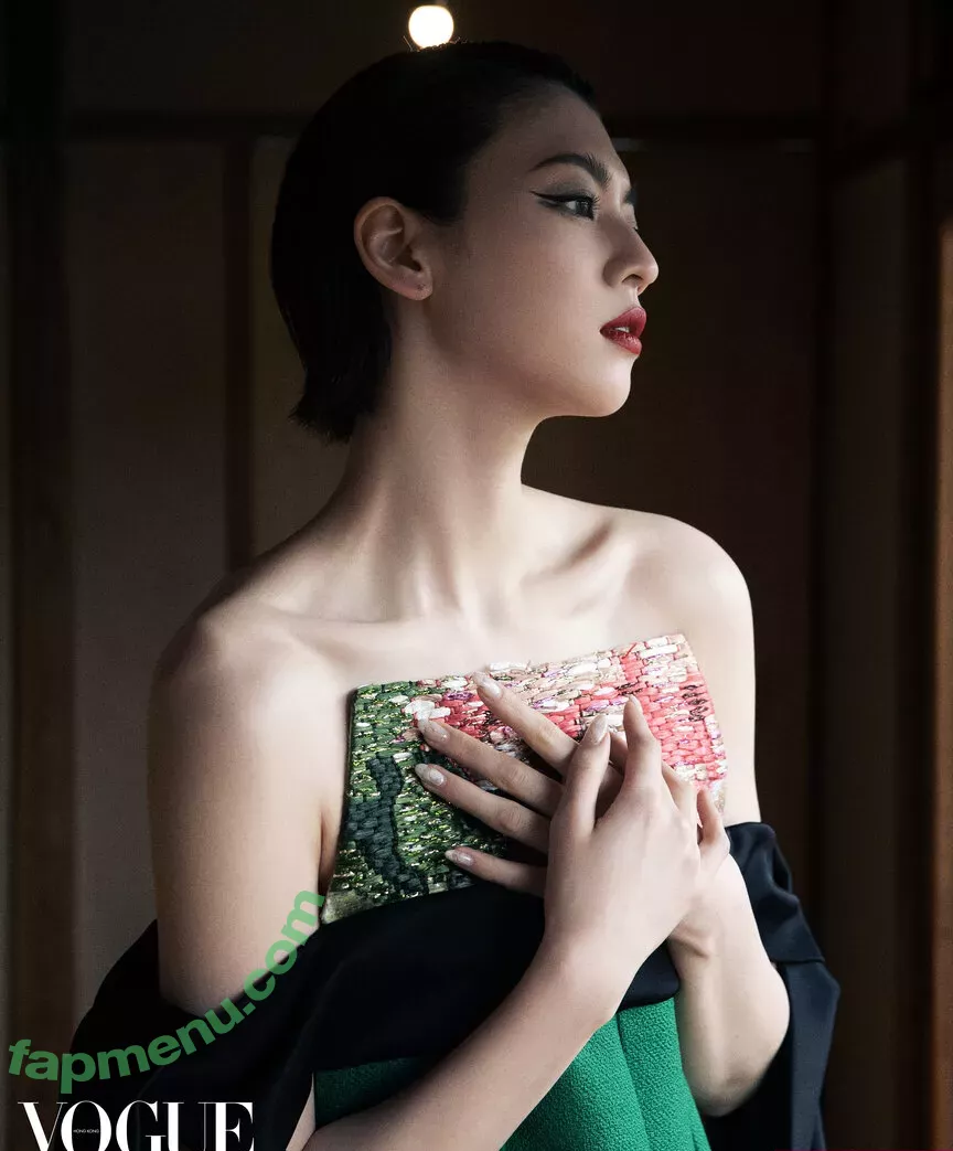 Ayaka Miyoshi nude photo #0115 (miyoshi.aa)