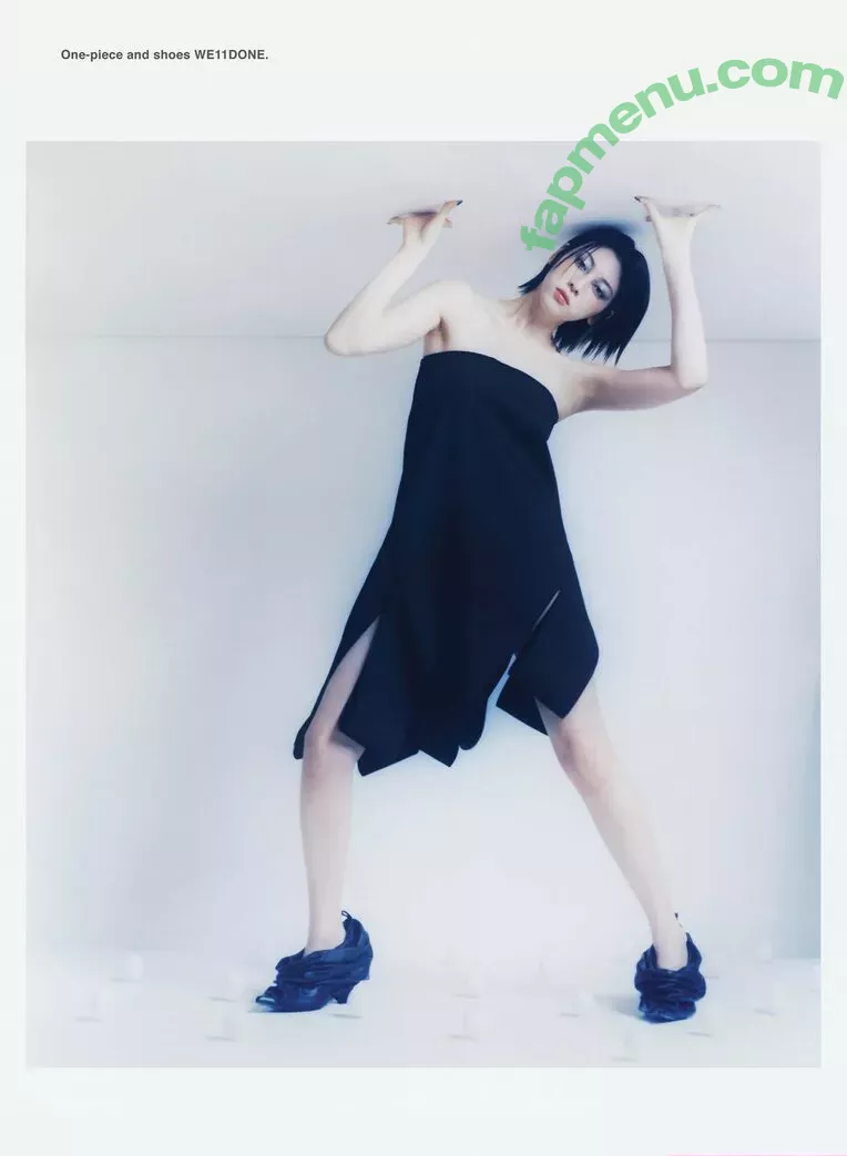 Ayaka Miyoshi nude photo #0135 (miyoshi.aa)