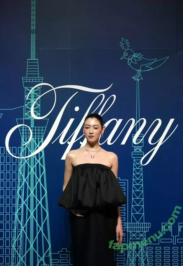 Ayaka Miyoshi nude photo #0142 (miyoshi.aa)