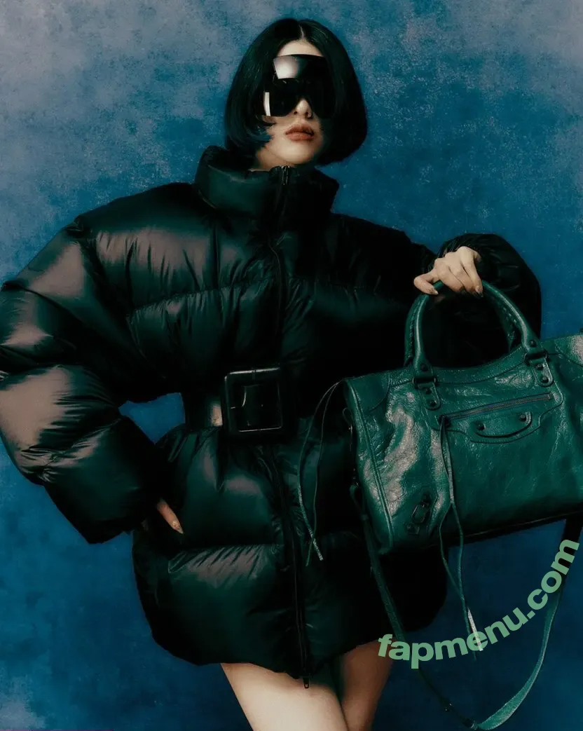 Ayaka Miyoshi nude photo #0807 (miyoshi.aa)