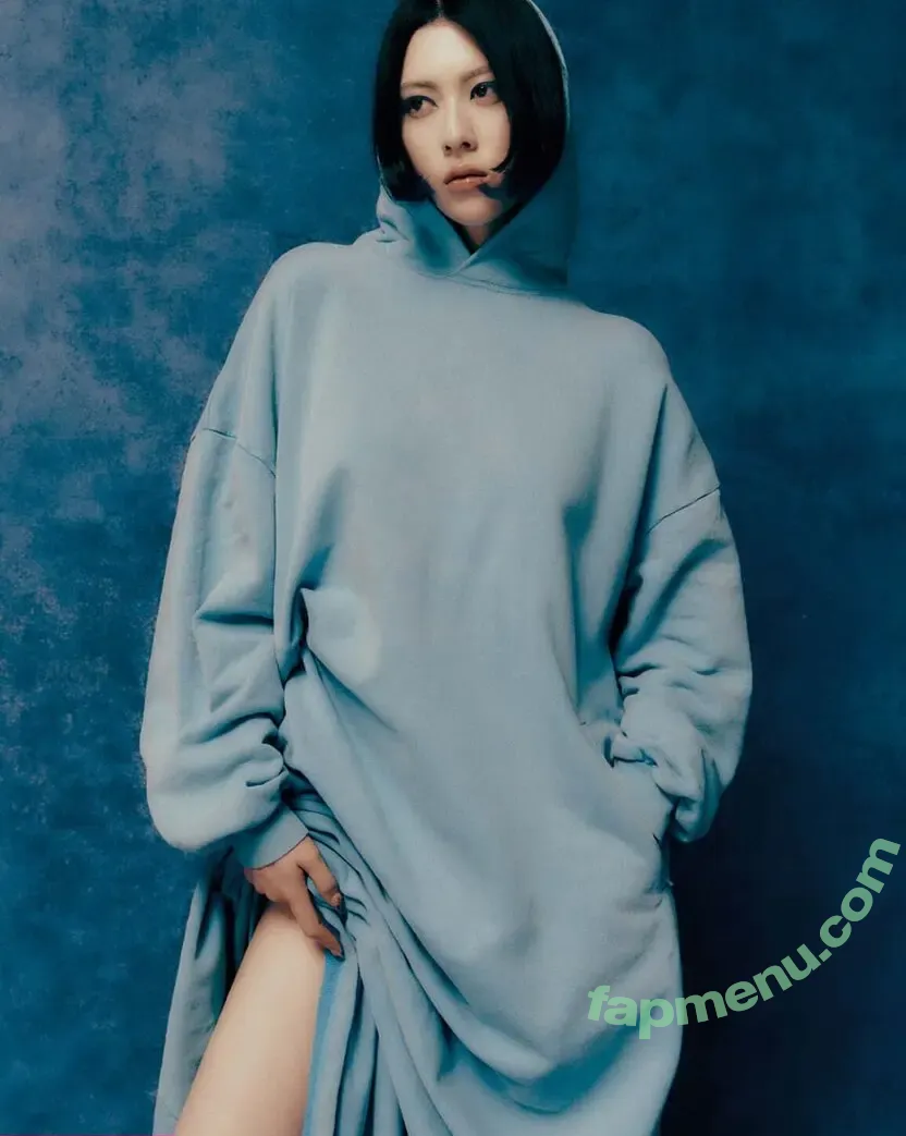 Ayaka Miyoshi nude photo #0808 (miyoshi.aa)