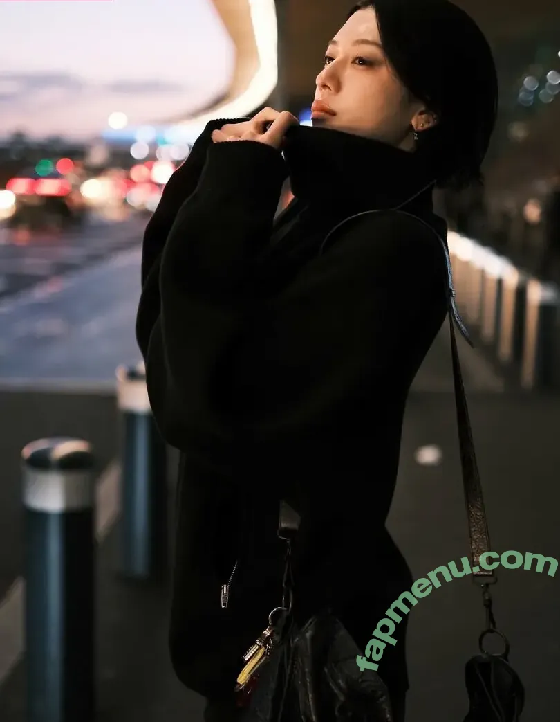 Ayaka Miyoshi nude photo #0847 (miyoshi.aa)