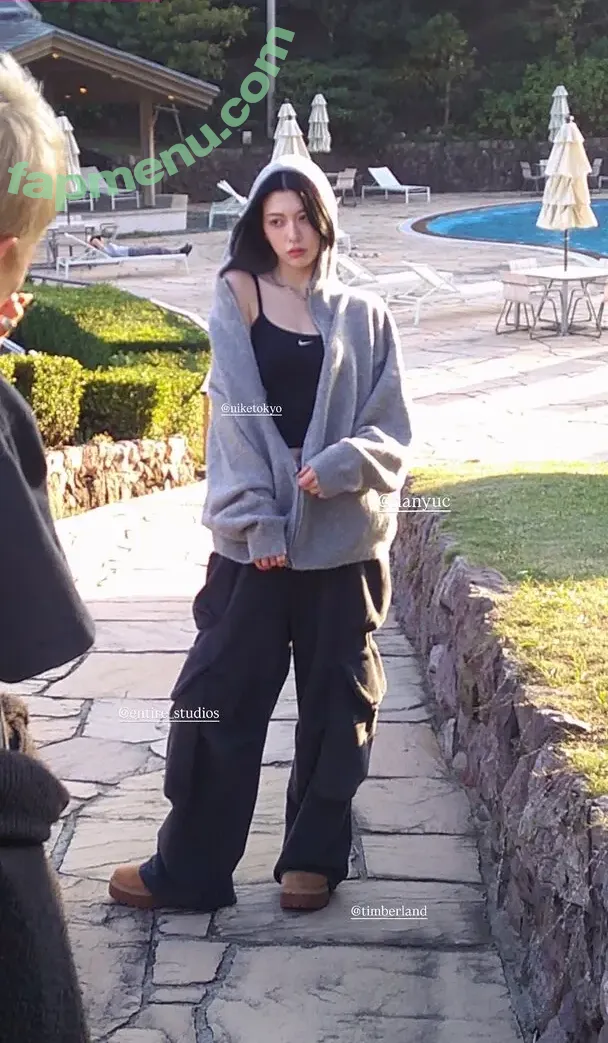 Ayaka Miyoshi nude photo #0862 (miyoshi.aa)