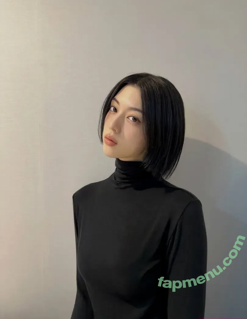 Ayaka Miyoshi nude photo #0921 (miyoshi.aa)