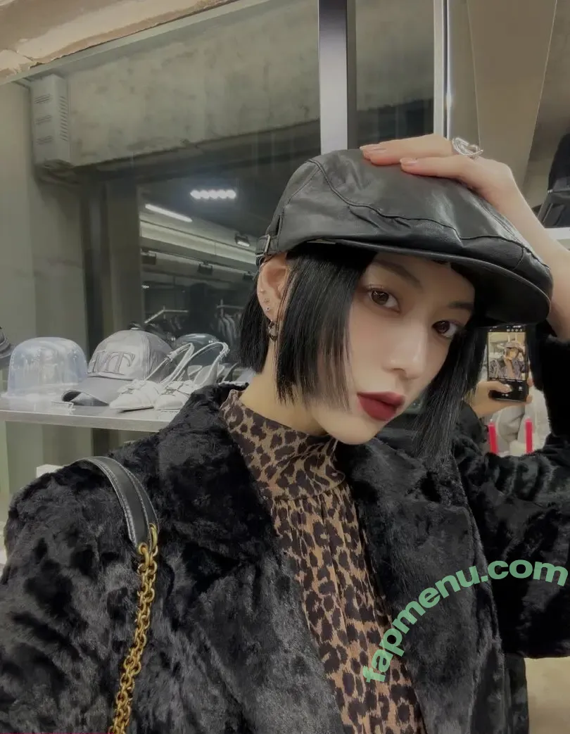 Ayaka Miyoshi nude photo #0927 (miyoshi.aa)