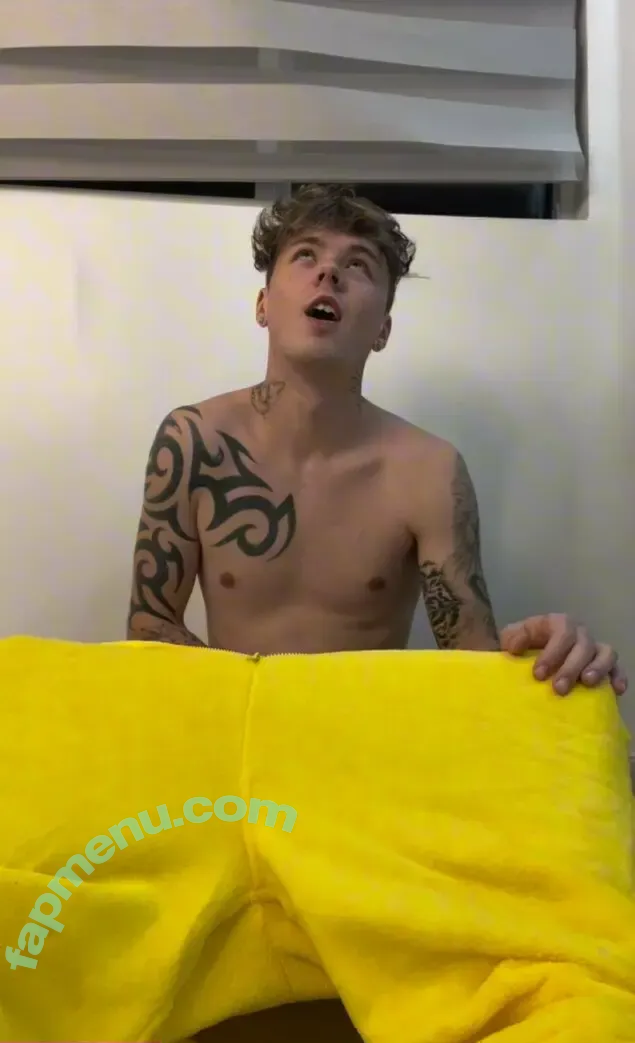 aydenwildin nude photo #0011 (aydenwildin)