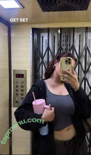 Ayesha Khan / ayeshaakhan_official nude photo #0101