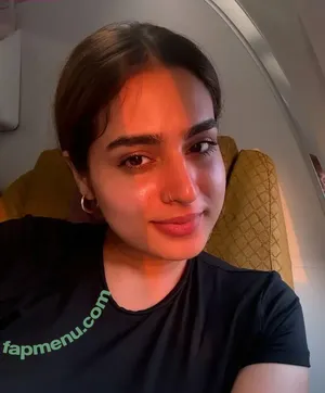 Ayesha Khan / ayeshaakhan_official nude photo #0102