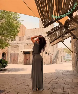 Ayesha Khan / ayeshaakhan_official nude photo #0103