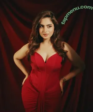 Ayesha Khan / ayeshaakhan_official nude photo #0117