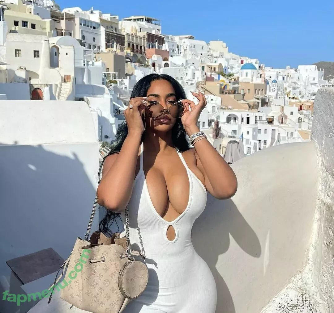 Ayisha Diaz nude photo #0009 (ayishadiaz / ayishadiaz0)