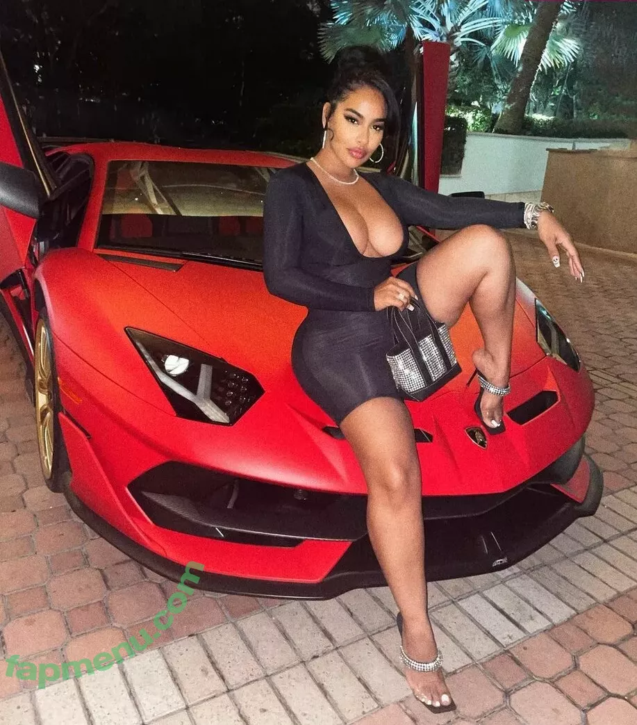 Ayisha Diaz nude photo #0072 (ayishadiaz / ayishadiaz0)