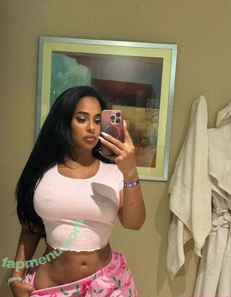 Ayisha Diaz nude photo #0233 (ayishadiaz / ayishadiaz0)