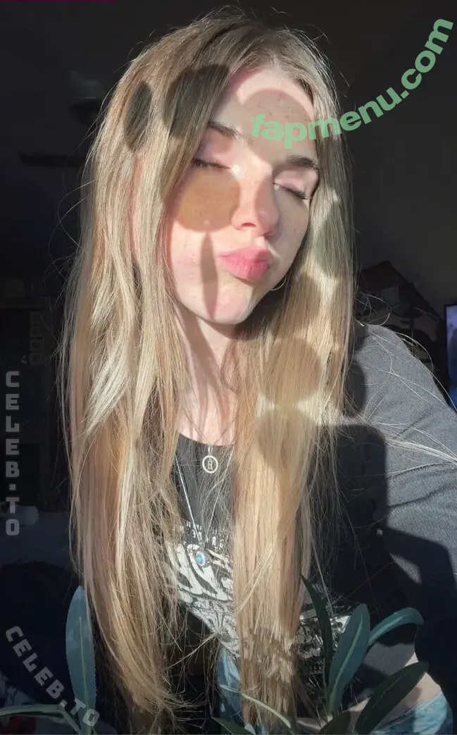 Ayla Parker nude photo #0020 (YourPrivateNurse / aylaap / datgirlfoxx)