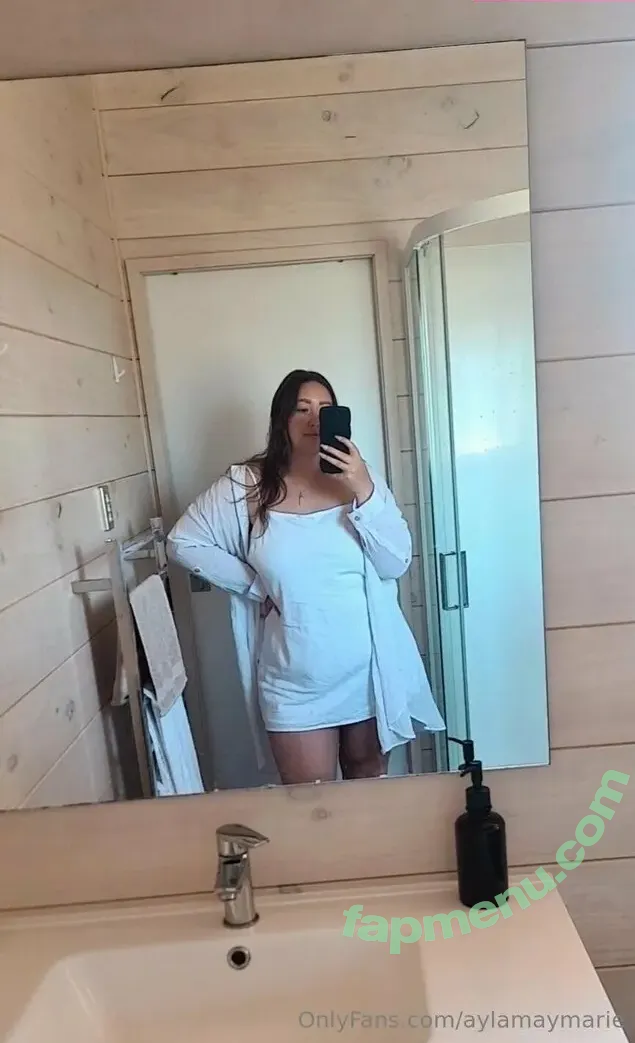 aylamaymarie nude photo #0018 (aylamariea)