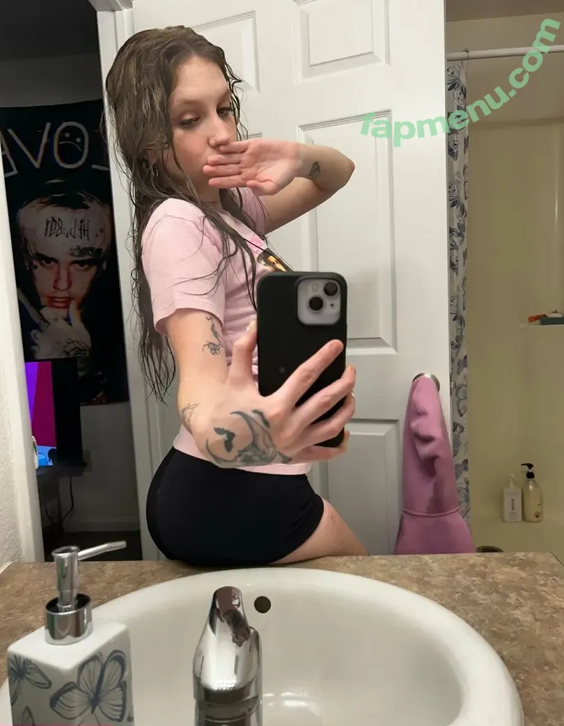 aylaxcollins nude photo #0021 (aylacollins)