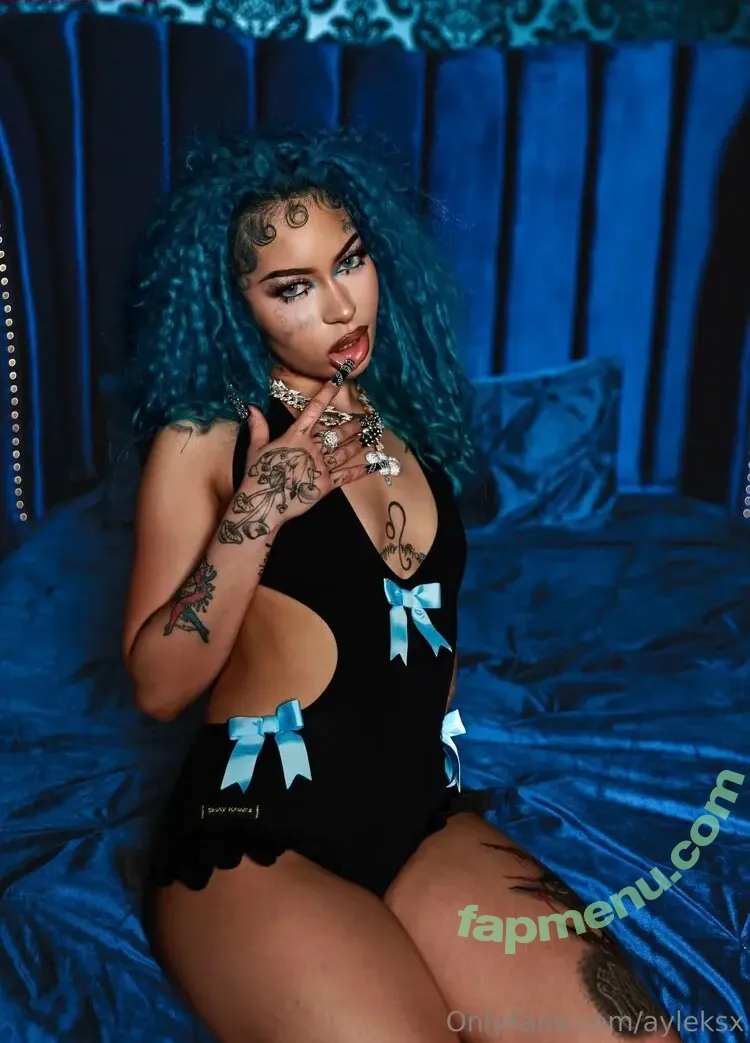 ayleksx nude photo #0100 (ayleks)