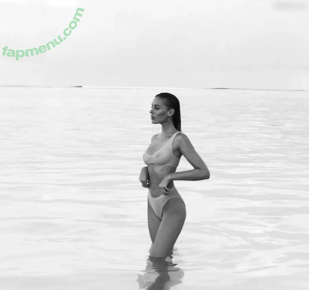 Aylin Bahr nude photo #0008 (Aylin Bahr)