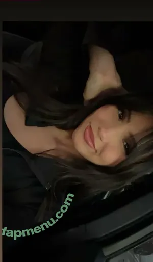 Aylin Perez / ayllinnn_ / itsaylinn nude photo #0028